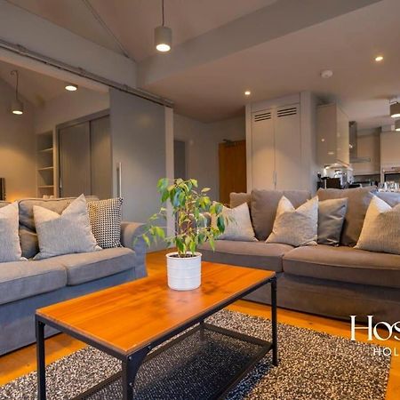 Stylish Luxury Apartment In The Centre Of Henley Exterior foto
