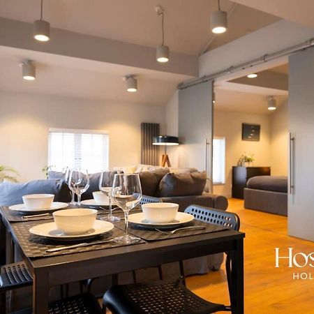 Stylish Luxury Apartment In The Centre Of Henley Exterior foto